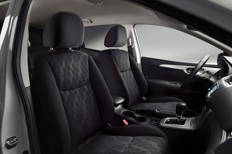  Nissan Tiida 2015 года  (CIS) (фото 8 из 30)